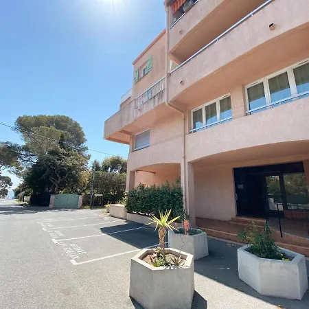 Appartement T2 A 200M De La Mer *
